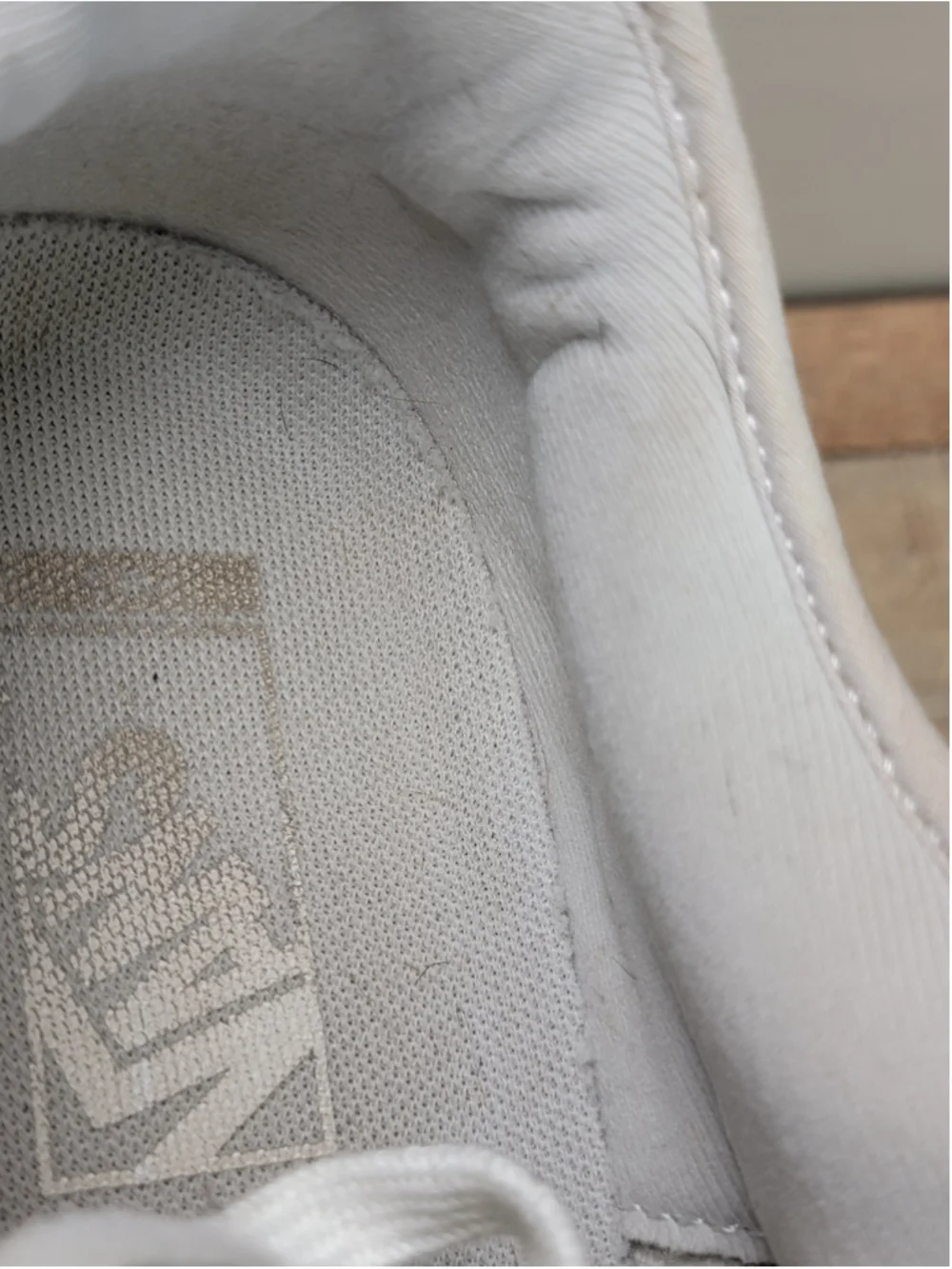 Vans 9.5 Chukka Low Top Canvas Light Grey Beige Skate Shoes Athletic Sneakers